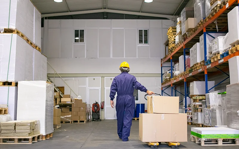 Outsourcing warehouse cleaning