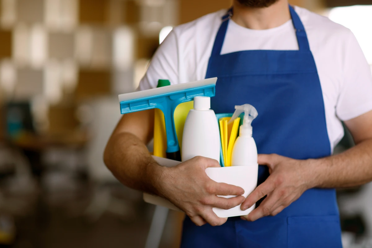Designing a Daily, Weekly & Monthly Warehouse Cleaning Schedule